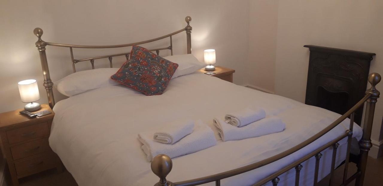 Bodhi Tree Cottage - Grove Road Cottages Stratford-upon-Avon Buitenkant foto